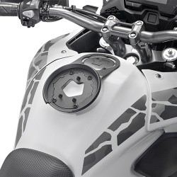 BF44 : Abrazadera de fijación para depósito Givi BF44 Honda NX500