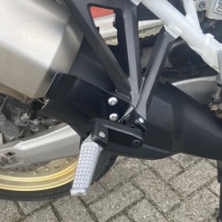 VSVV-6MM : Kit de reposapiés ajustable para pasajero Bruudt Honda NX500