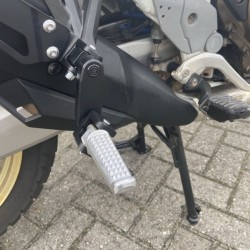 VSVV-6MM : Verstellbare Fußrasten für Beifahrer Bruudt Honda NX500